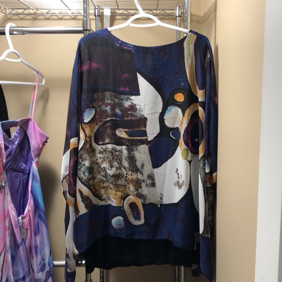 Cold Shoulder Sheer Top - Picture 2 of 7